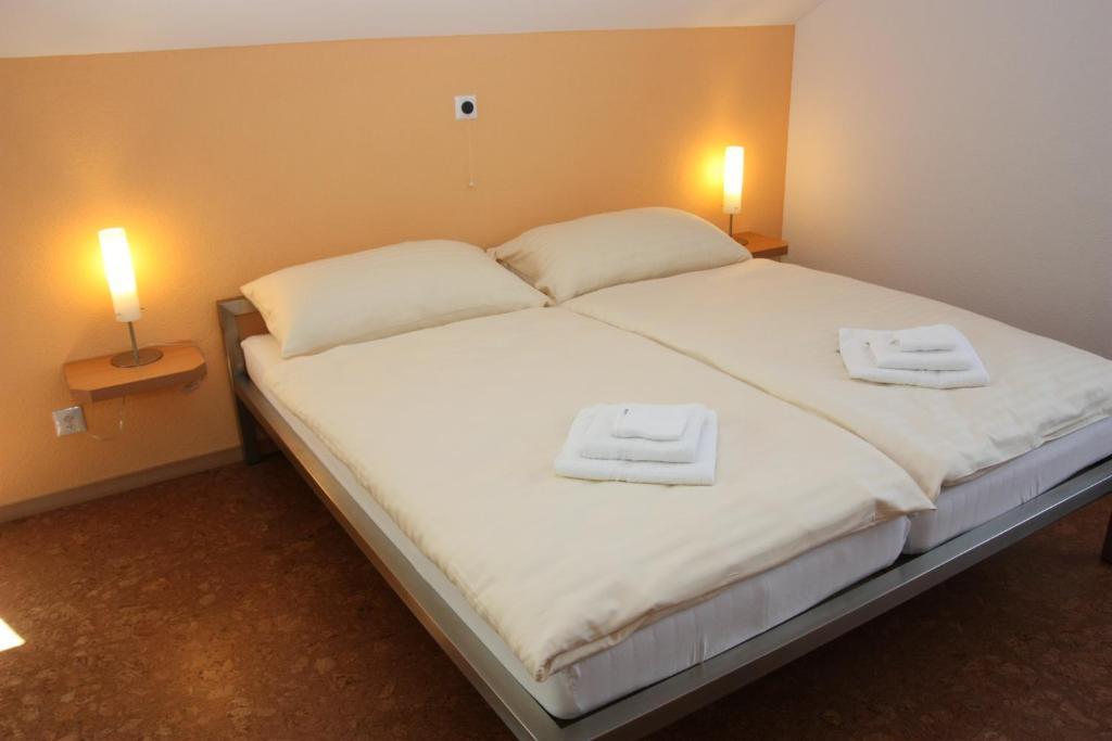 Hotel Speiserestaurant Bahnhof Güttingen Værelse billede