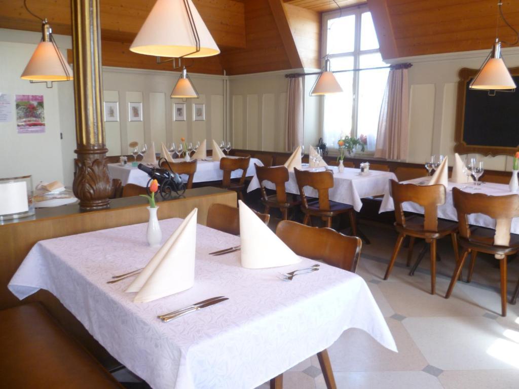 Hotel Speiserestaurant Bahnhof Güttingen Eksteriør billede