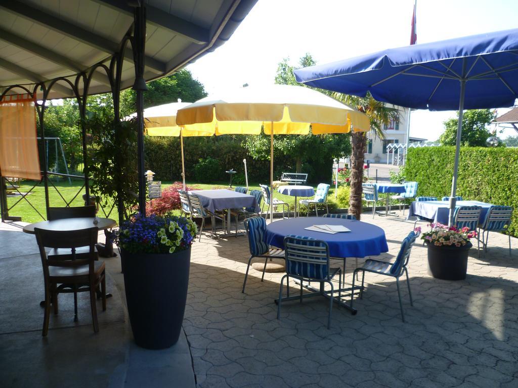 Hotel Speiserestaurant Bahnhof Güttingen Eksteriør billede